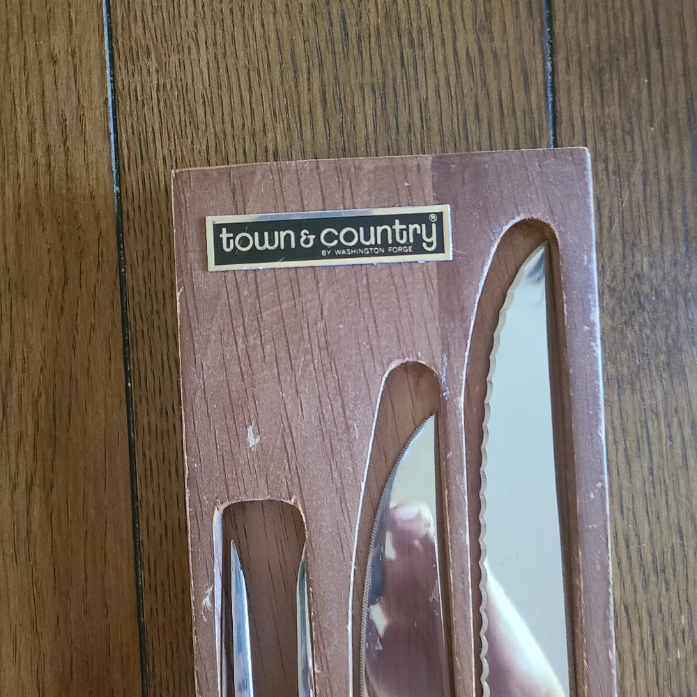 Mid Century Washington Forge town& country wood handle carving set